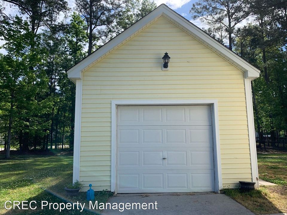 2nd image of 8952 Planters Row Ln