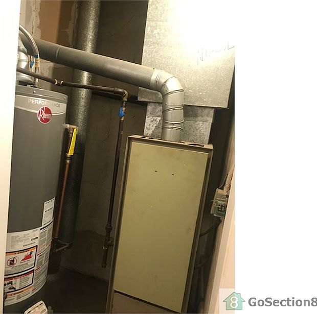 2nd image of 15953 Nelacrest Rd #206