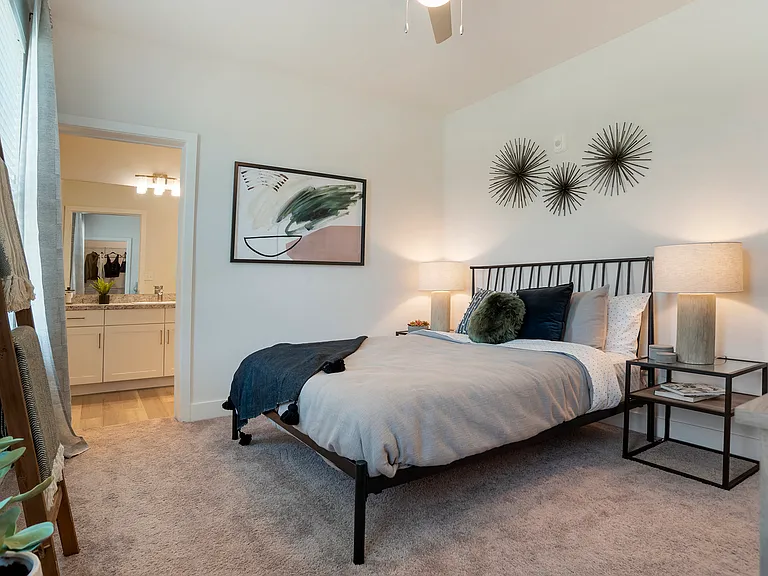 The Mason at Fremaux Park Apartments — Photo 9