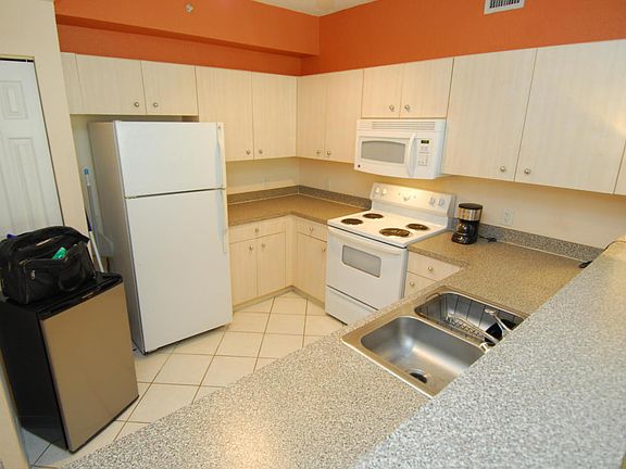 2nd image of 1803 N Flagler Dr APT 313