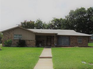 1974 Nottingham Blvd, Fort Worth, TX 76112