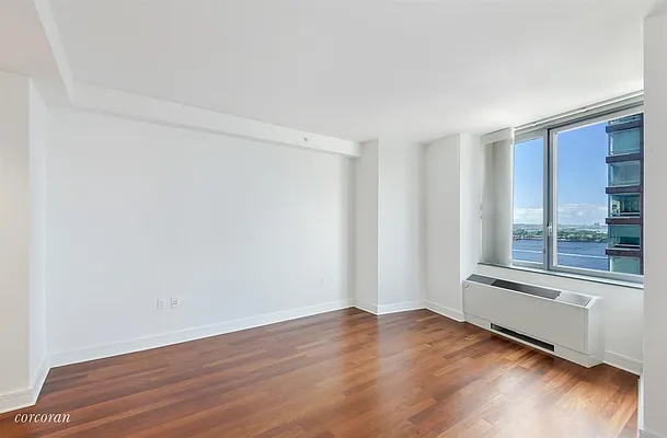 Sold by Corcoran | media 24