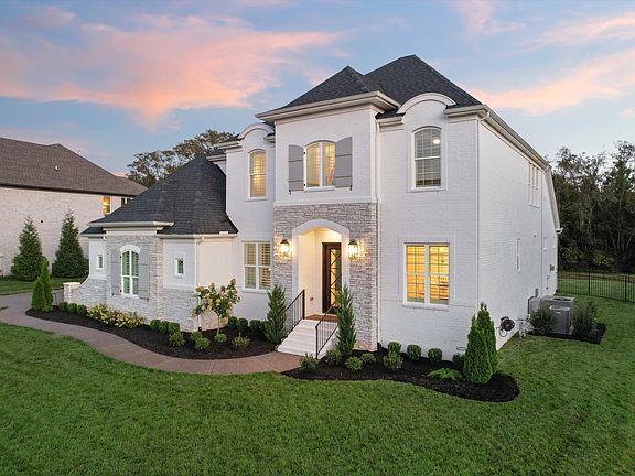 3rd image of 4597 Majestic Meadows Dr