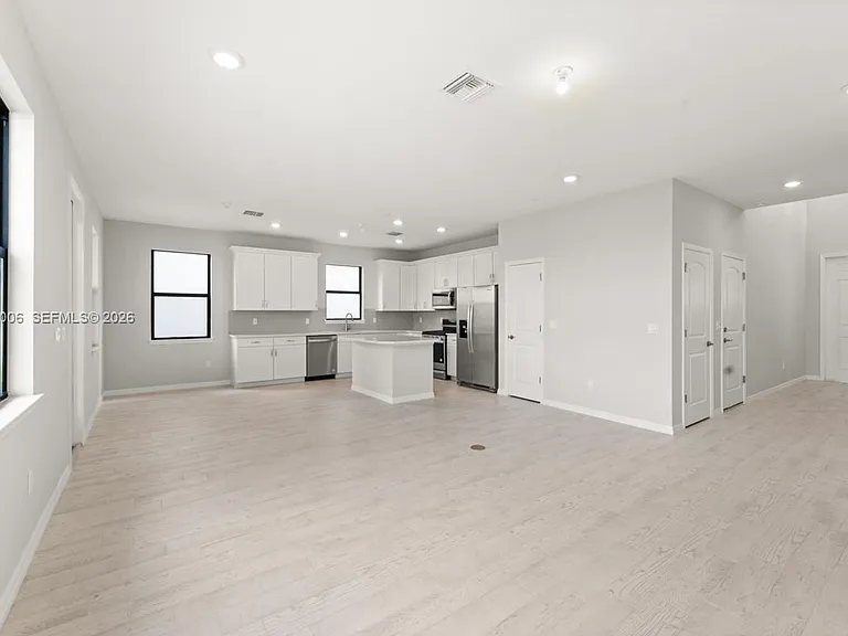 4492 Tacoma Park Dr — Photo 5