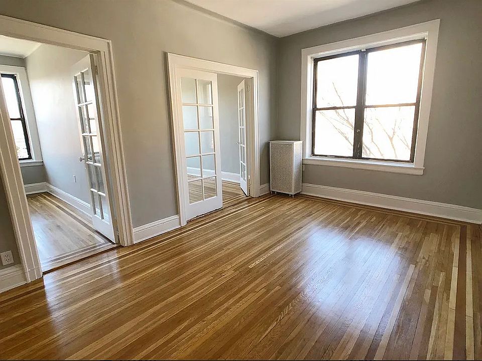 1st image of 38-04 21st Ave #2L