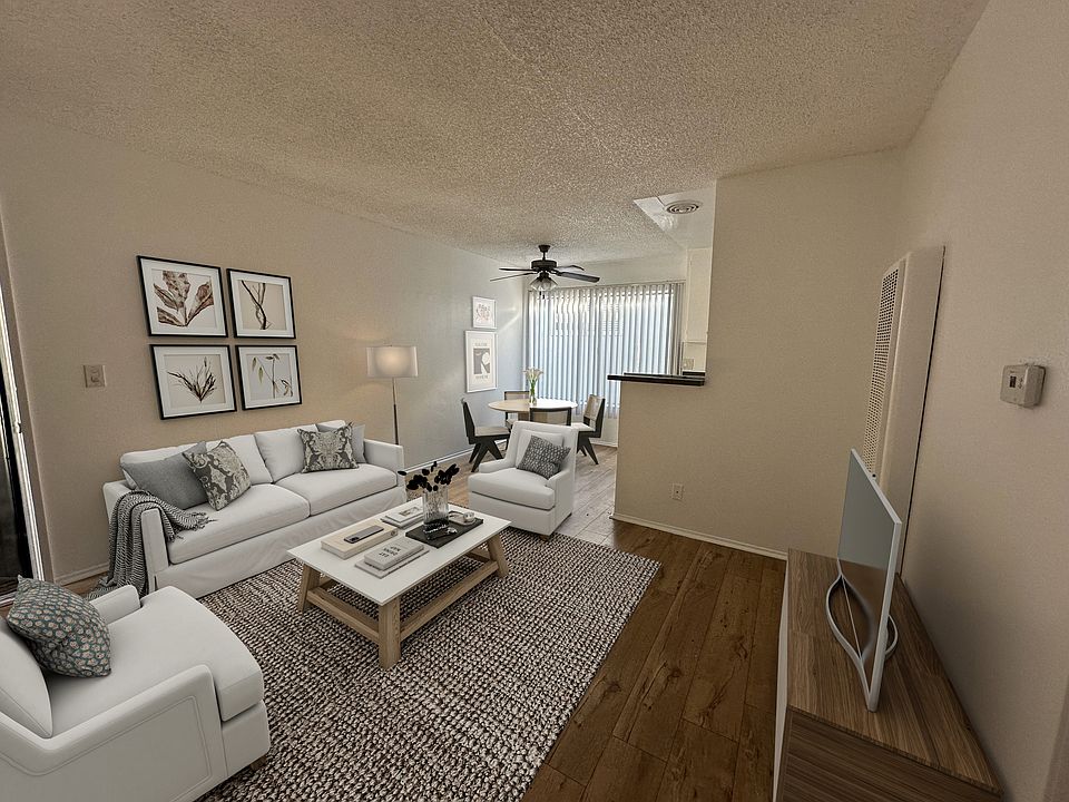 1st image of 450 S Venice Blvd APT 10