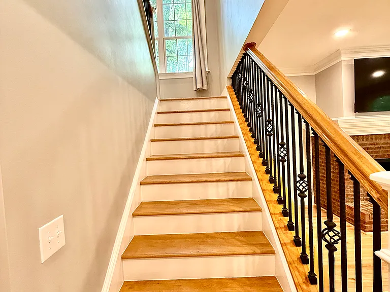 2041 English Ln — Photo 57