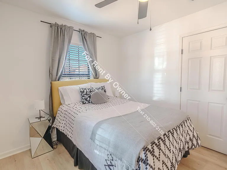 807 Dreiss St — Photo 13