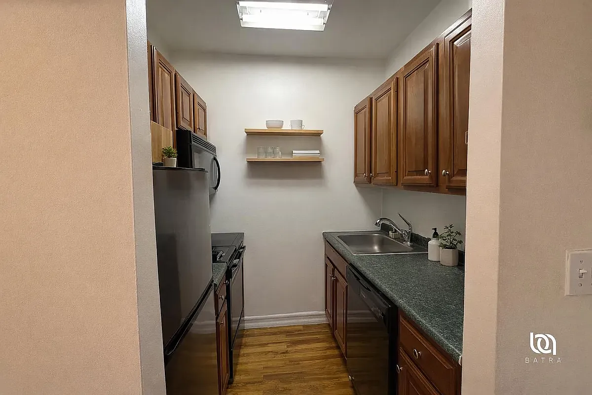 202 West 84th Street — Photo 4