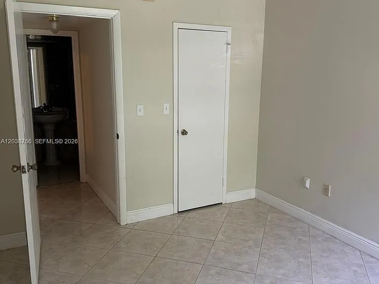 17570 Atlantic Blvd #407 — Photo 6