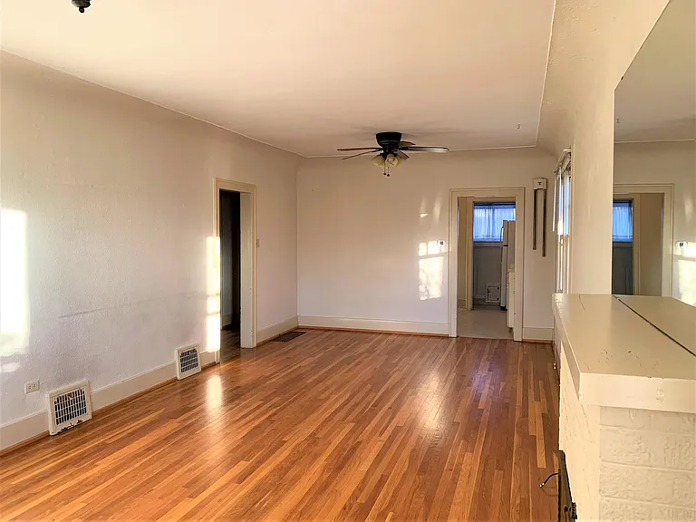 784 S Emerson St — Photo 7