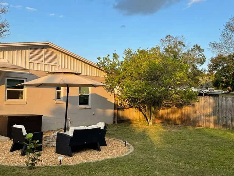 10412 Skycrest Dr N — Photo 7