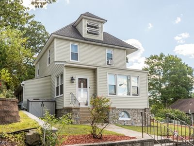 24 Livingston Ave, Dover, NJ, 07801