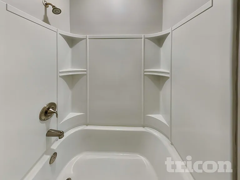 714 Amberton Dr — Photo 14
