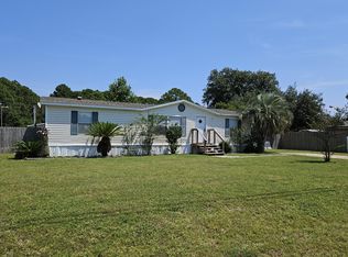 2242 Calle De Cantabria, Navarre, FL 32566