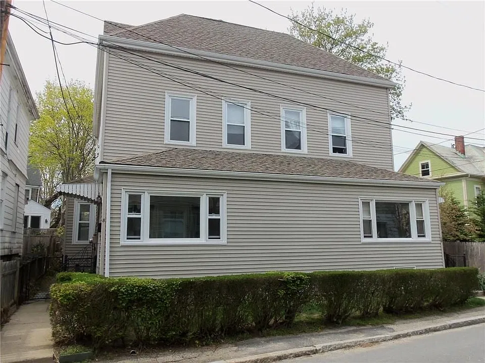 8 Wesley St