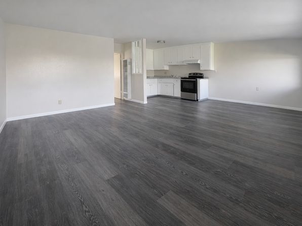 2631 Sierra St #8