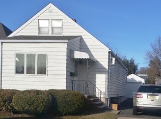 94 Bogert St, Totowa, NJ 07512