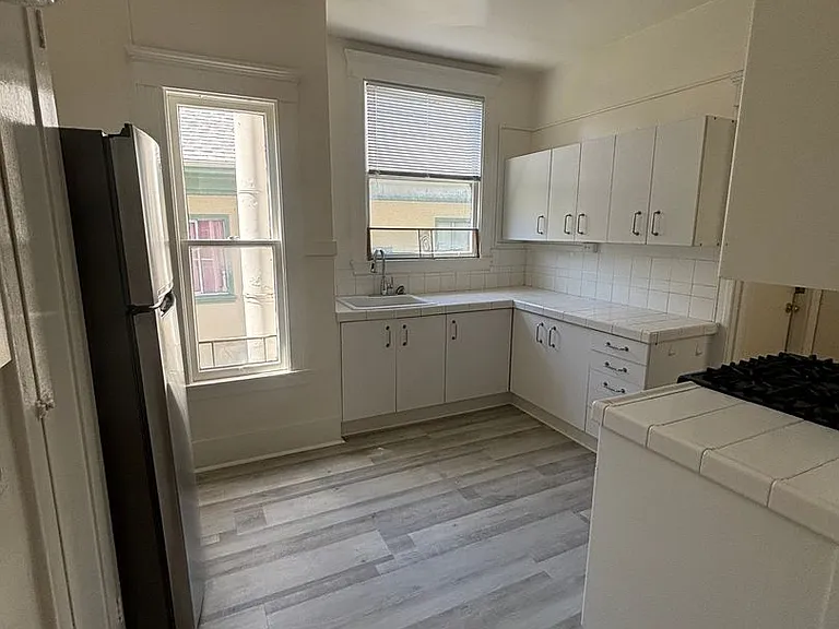 239 Foothill Blvd. — Photo 6