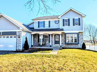 349 Paine St, South Elgin, IL 60177
