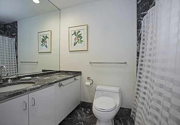 5th image of 216-218 E 47th St #12A