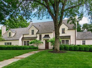 2366 Yorkshire Rd, Columbus, OH 43221