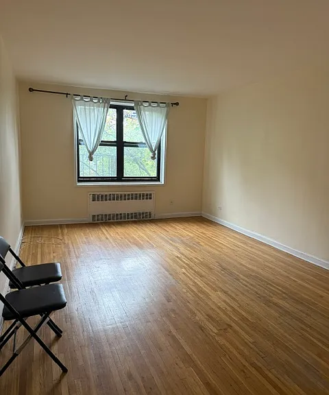 144-54 Sanford Ave #38 — Photo 1
