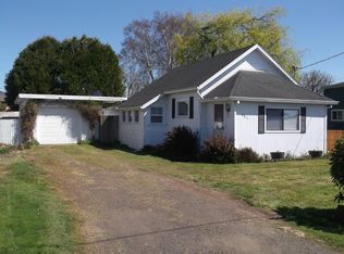 401 Evergreen Dr, Tillamook, OR 97141