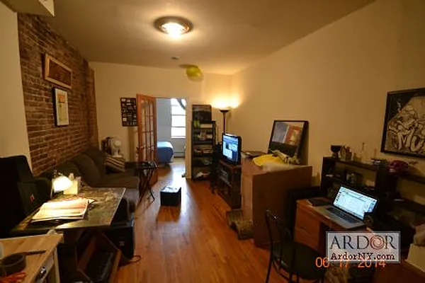 Rented by ArdorNY | media 18