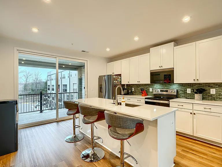 2596 Neabsco Common Pl — Photo 19