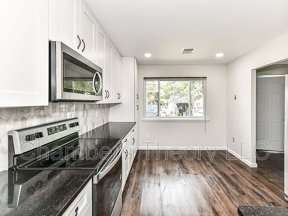 2nd image of 1179 Dublin Pl