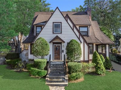 12 Ridgecrest W, Scarsdale, NY, 10583