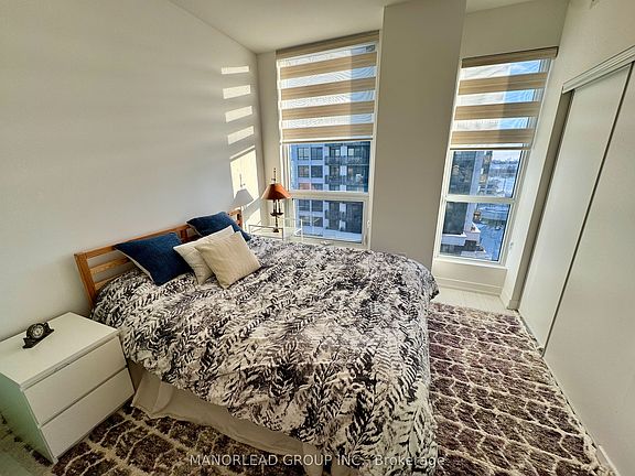 4th image of 10 De Boers Dr #813