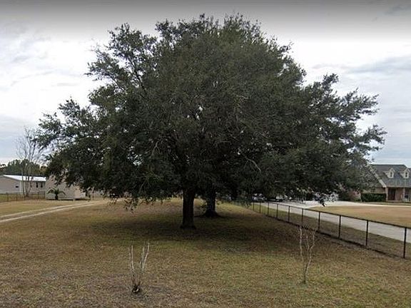 2nd image of Island Lake Dr
