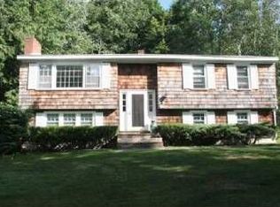 38 Killdeer Rd, Cape Elizabeth, ME 04107