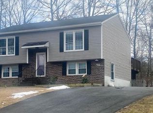 5704 Stone Meadow Dr, Fredericksburg, VA 22407