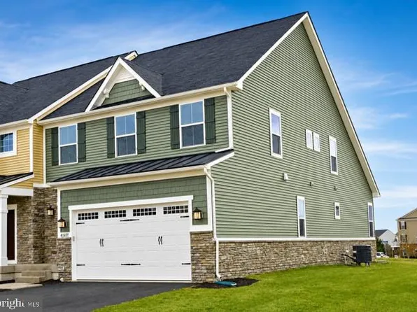 41657 McMonagle Sq, Aldie, VA 20105