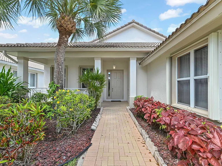 2464 Sailfish Cove Dr — Photo 3