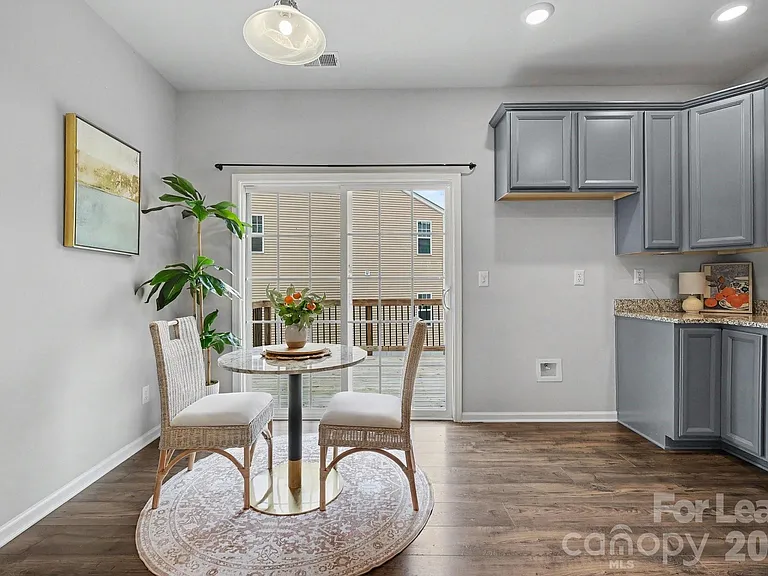 6411 Revolutionary Trl — Photo 5