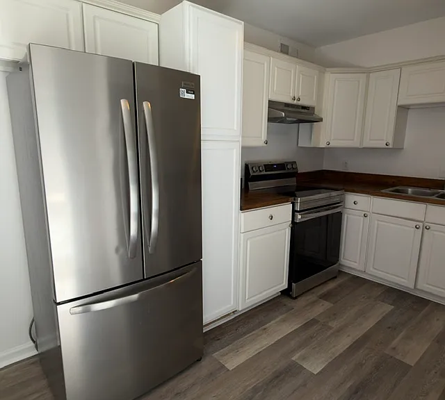 500 Paragon Mills Rd #J4 — Photo 5