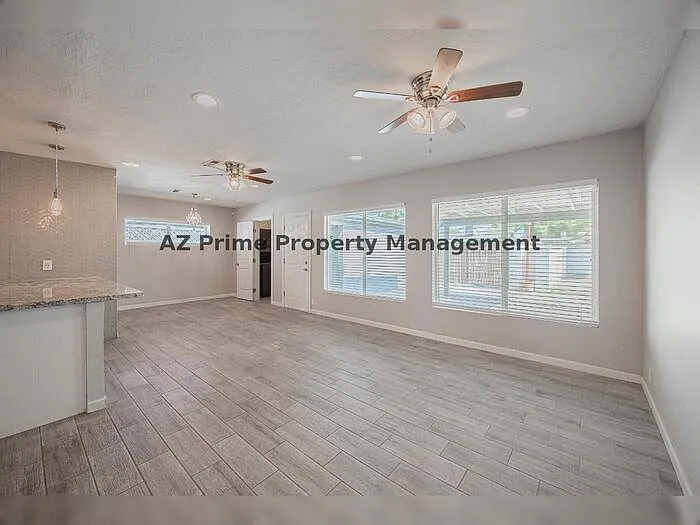 1808 W Thomas Rd — Photo 8