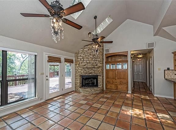 5th image of 217 County Road 1767
