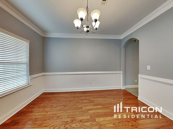 3rd image of 207 Jack Cir