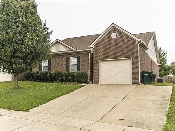 2nd image of 861 Melanie Ln