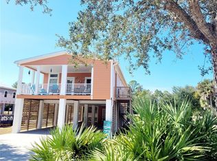 1229 Rivers Bend Way NE, Steinhatchee, FL 32359