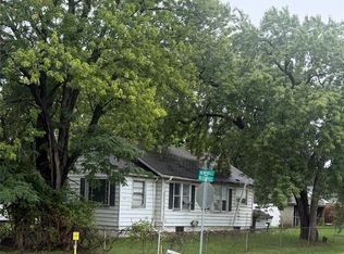 3188 E Hemphill Rd, Burton, MI 48529