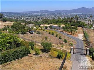 5th image of 35 Marine View Dr
