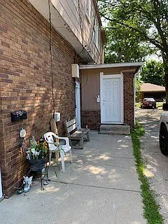 1023 Liberty Street — Photo 2