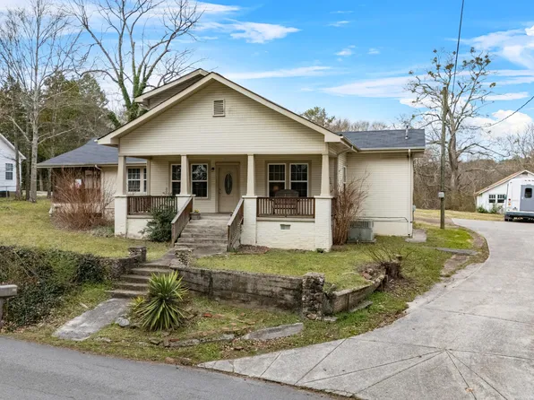 205 Wheeler Ave, Chickamauga, GA 30707