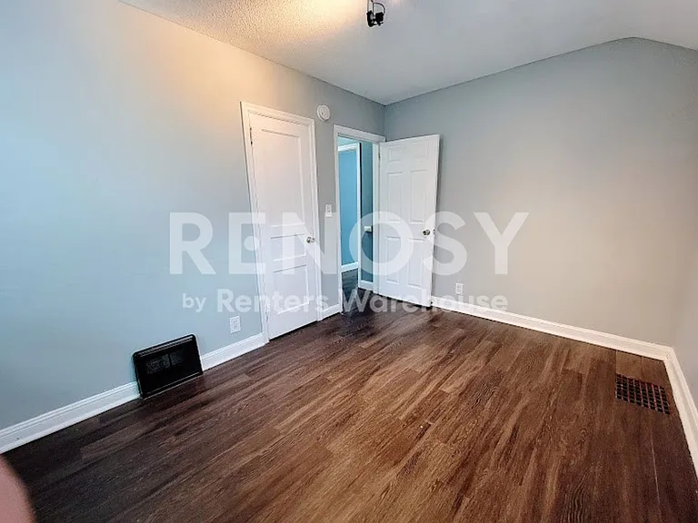 875 Agate St — Photo 7